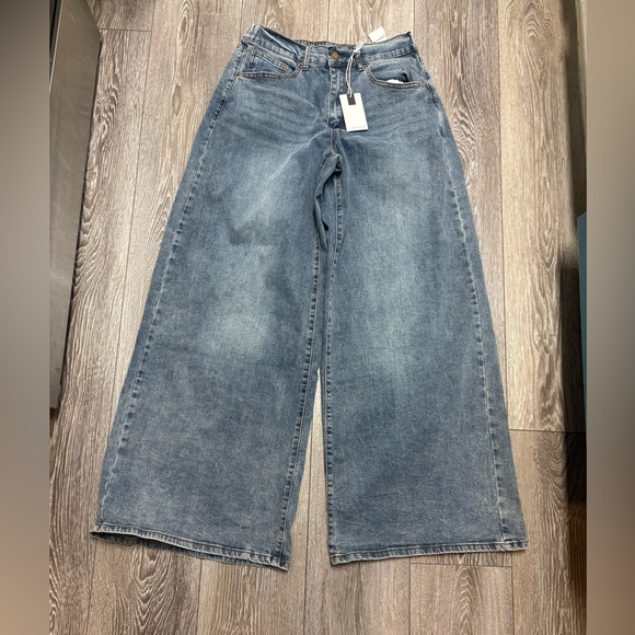 Denim - Fire and Rain Classic Blue Wide-Leg Women Jeans